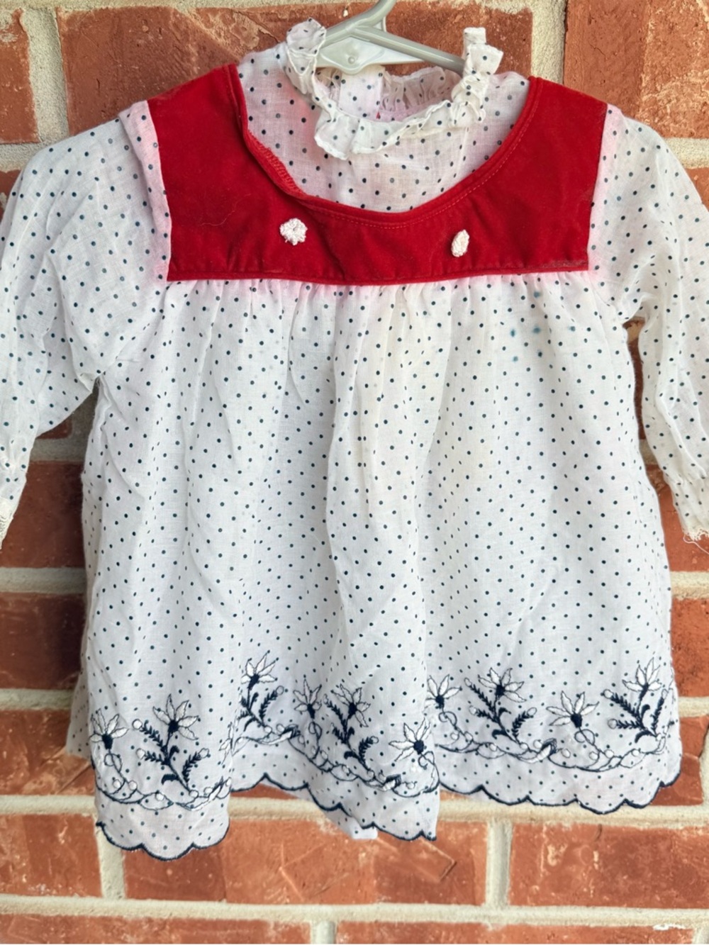 Vintage Red and white polka dot blouse with flower embroidery . Size: 18 months